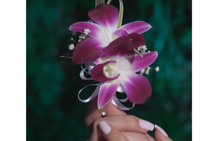 Gallardete para combinar con ramo de novia
