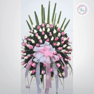 Composición con Rosas tonos pastel en conmemoración de un Adiós para siempre.
