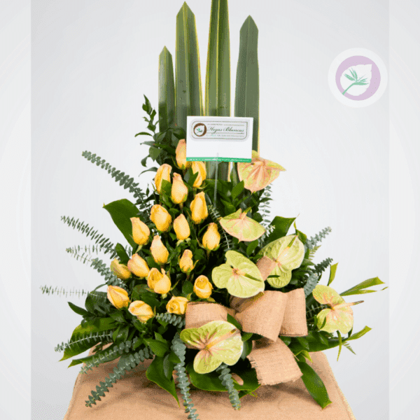 Arreglo fúnebre de rosas y anturios - Floristería en Medellin - Floristeria en Rionegro.