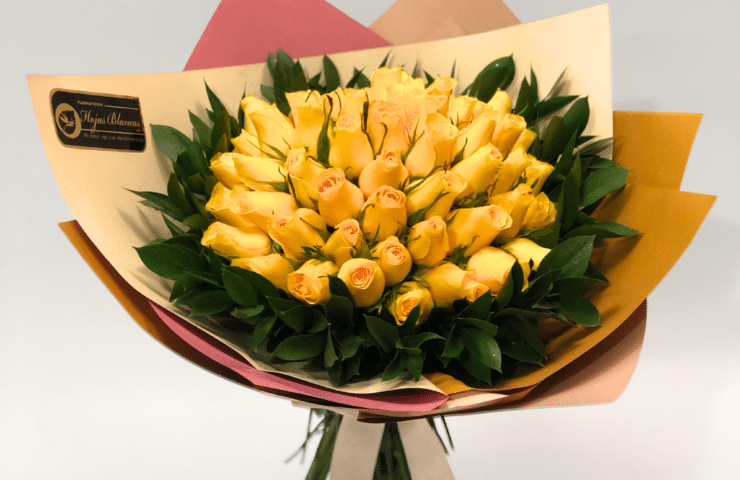 bouquet de flores amarillas