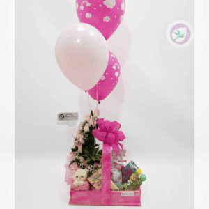 Regala una hermosa canasta de rosas rosadas  para una bebé. Tenemos los arreglos hermosos para tu persona especial