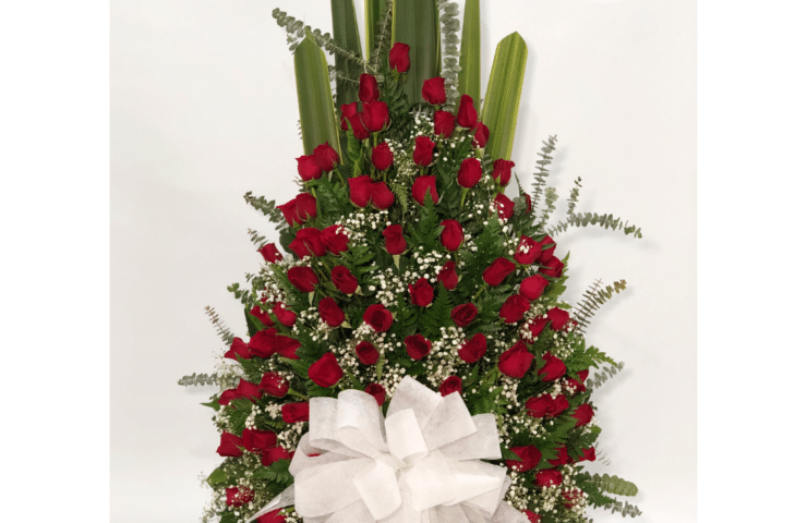 Ramo funebre de rosas rojas - Arreglos funebres Medellin y Rionegro
