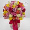 Regala un hermoso Ramo Rosas variadas frescas. Envio GRATIS a Medellín, Área Metropolitana y el Oriente Antioqueno ¡Compra ahora!