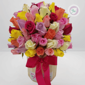 Regala un hermoso Ramo Rosas variadas frescas. Envio GRATIS a Medellín, Área Metropolitana y el Oriente Antioqueno ¡Compra ahora!