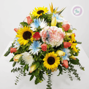 Regala un hermoso Ramo primaveral con flores frescas y coloridas. Tenemos los arreglos hermosos para tu persona especial.