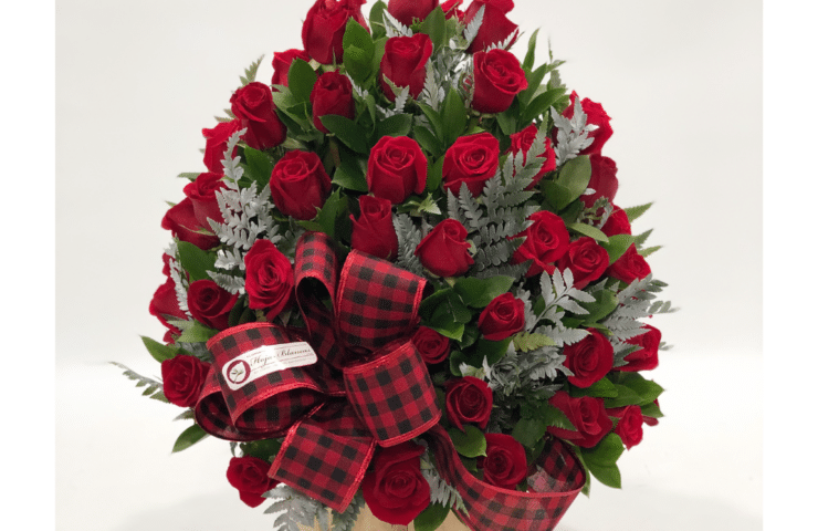 Ramo de flores para navidad. Arreglo de Rosas