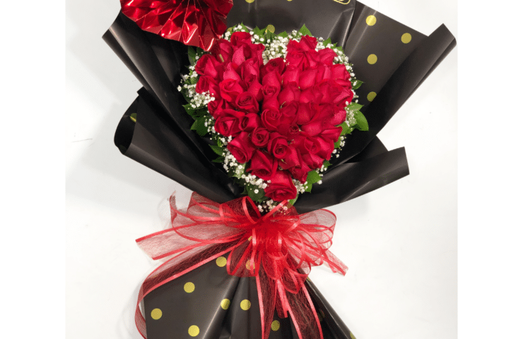 Bouquet rosas rojas de corazón - San Valentin