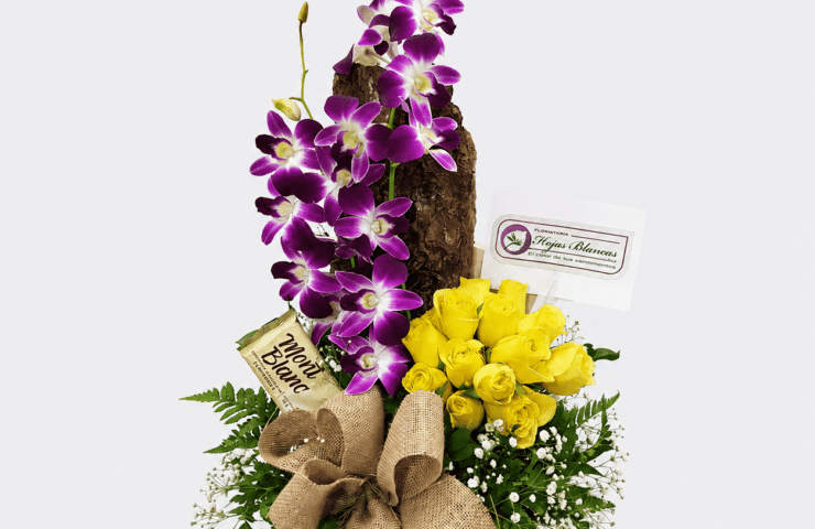 Con Luz floral regala un hermoso ramo con rosas amarillas, orquideas. Tenemos los arreglos hermosos para esa persona especial.