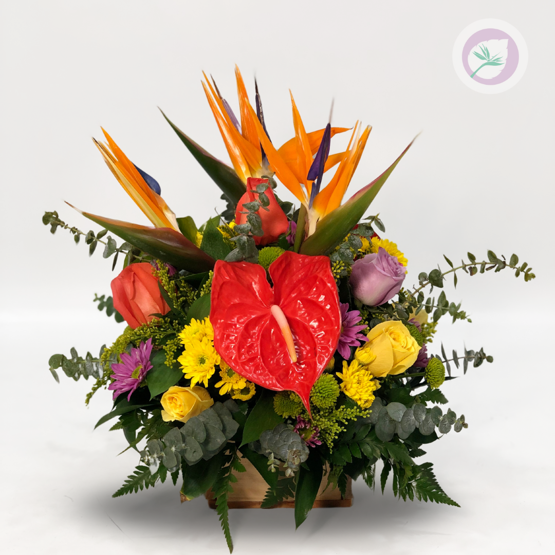 Centro de mesa de flores elegantes para decorar y ambientar tus eventos.