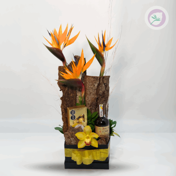 Regala un hermoso arreglo floral con Aves del paraiso para el Día del padre con ron y chocolate! envío GRATIS en Medellín, ¡el área metropolitana y el oriente Antioqueño!