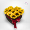 Girasoles frescos medellin. Llena de color y felicidad los momentos más importantes con nuestra caja Brillo de Sol, un diseño floral exclusivo que combina la belleza vibrante de los girasoles con una presentación elegante y moderna.